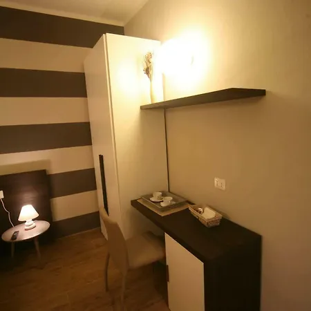 La Loggia De Banchi 2*